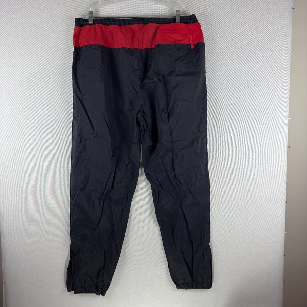ADULT RAIN PANTS WINDBREAKER 100% NYLON XXL ELASTIC BAND AT THE WAIST AND BOTTOM - Picture 2 of 10